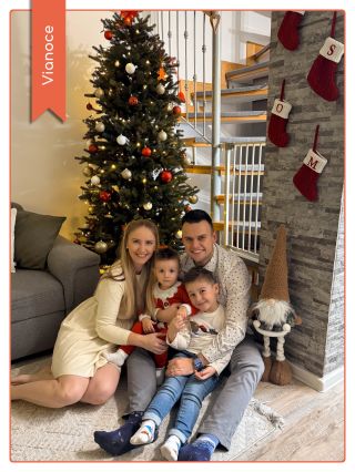 Každé Vianoce sú pre mňa o niečo osobnejšie. 🎄 Niekde pod stromčekom sa dnes nerozbaľujú len darčeky od rodičov a starých...